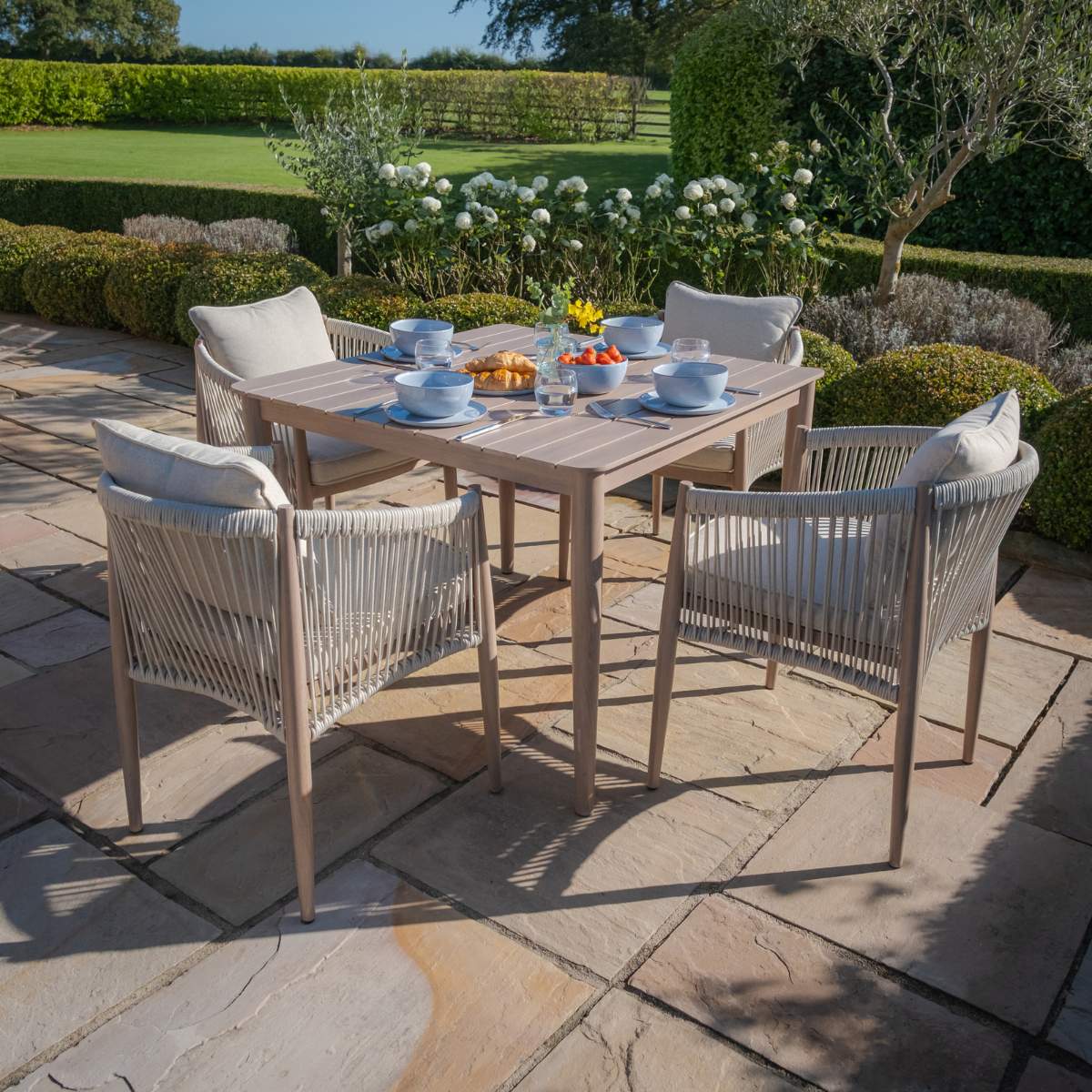 Maze Havana Rope Weave 4 Seat Square Dining Set