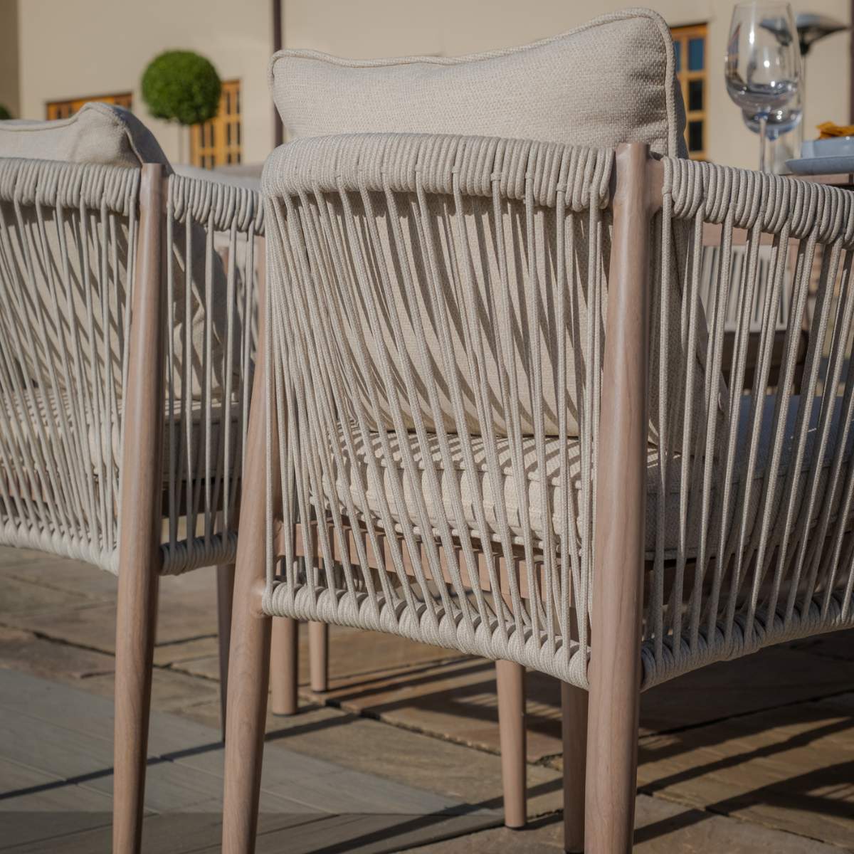 Maze Havana Rope Weave 6 Rectangular Dining Set