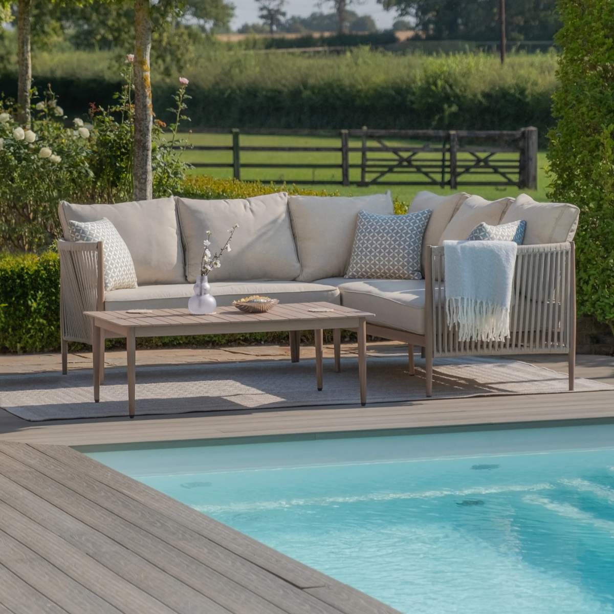 Maze Havana Rope Weave Small Corner Sofa Set