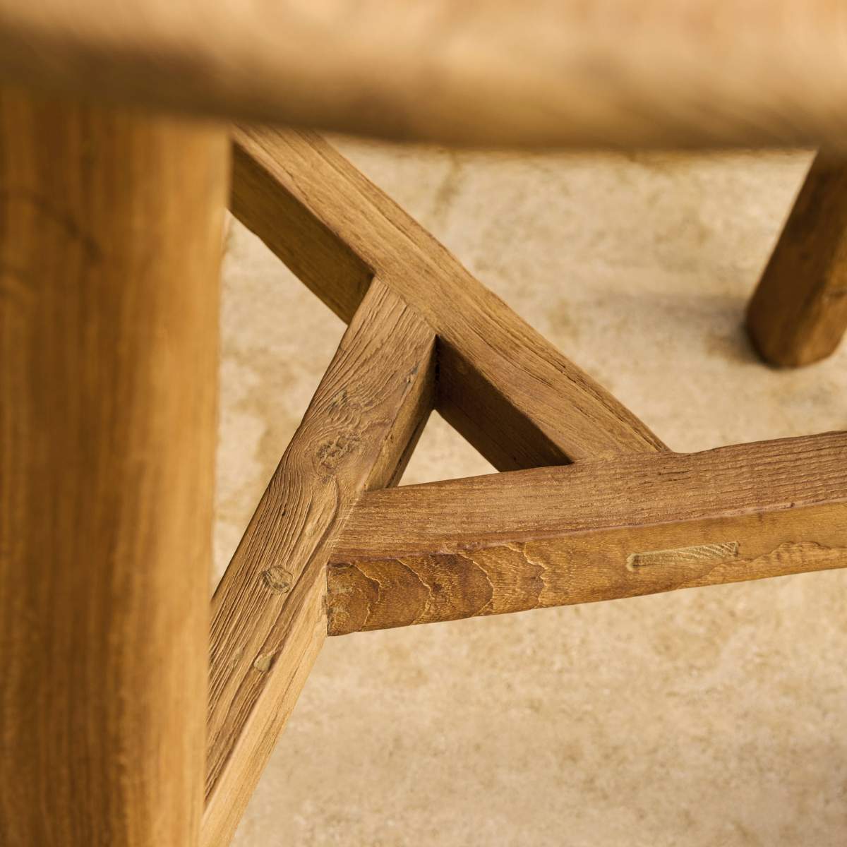 Garden Trading Hawthorne Bar Table Natural