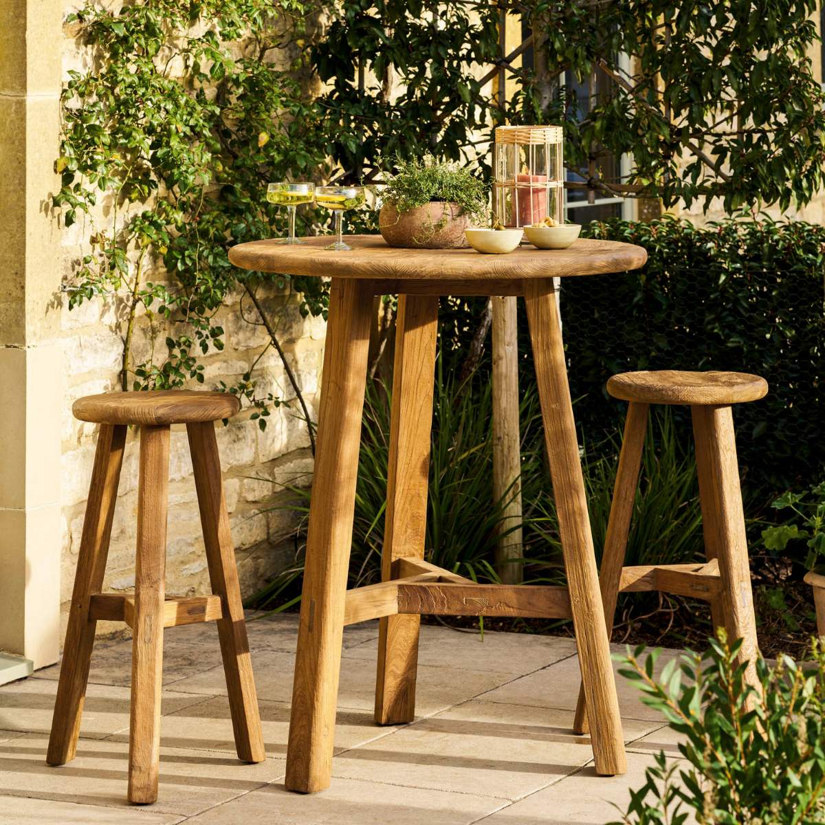 Garden Trading Hawthorne Bar Table Natural