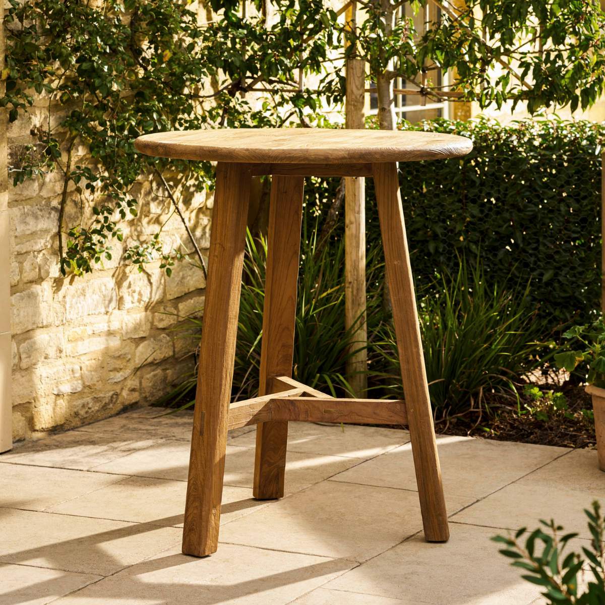 Garden Trading Hawthorne Bar Table Natural