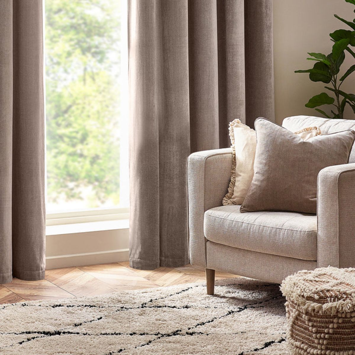 Riva Home Heavy Chenille Piped Cushion Greige