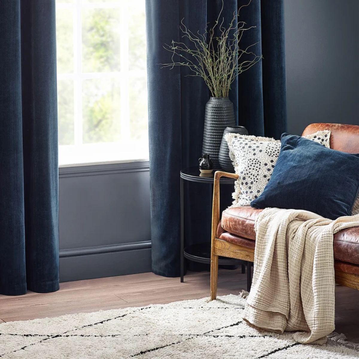 Riva Home Heavy Chenille Piped Cushion Navy