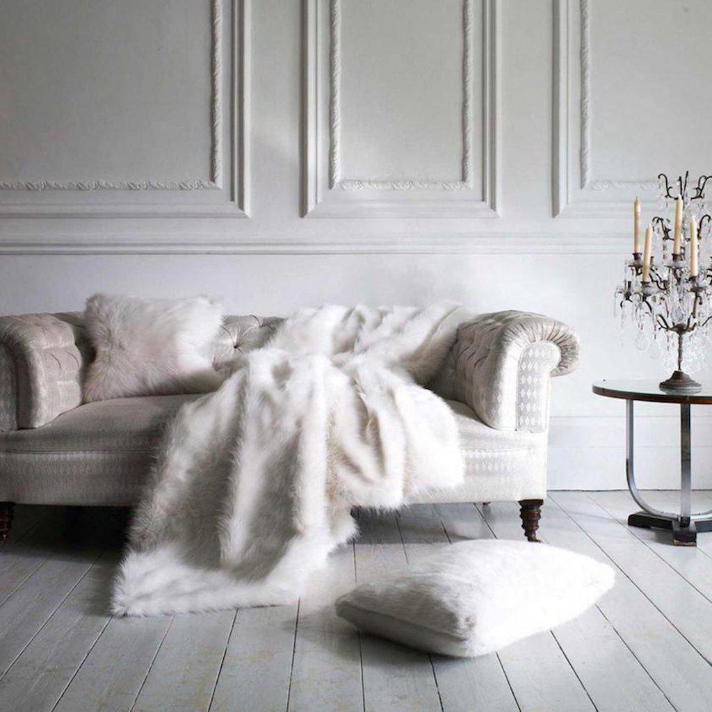 Helen Moore Faux-Fur Cushion Ermine Winter White-Beaumonde