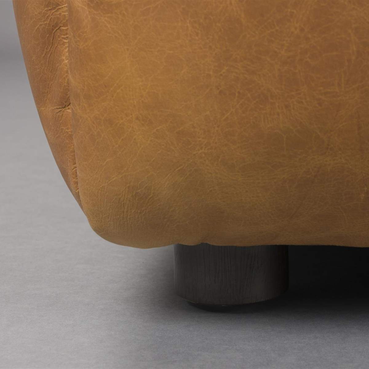 Dutch Bone Footrest Hackman