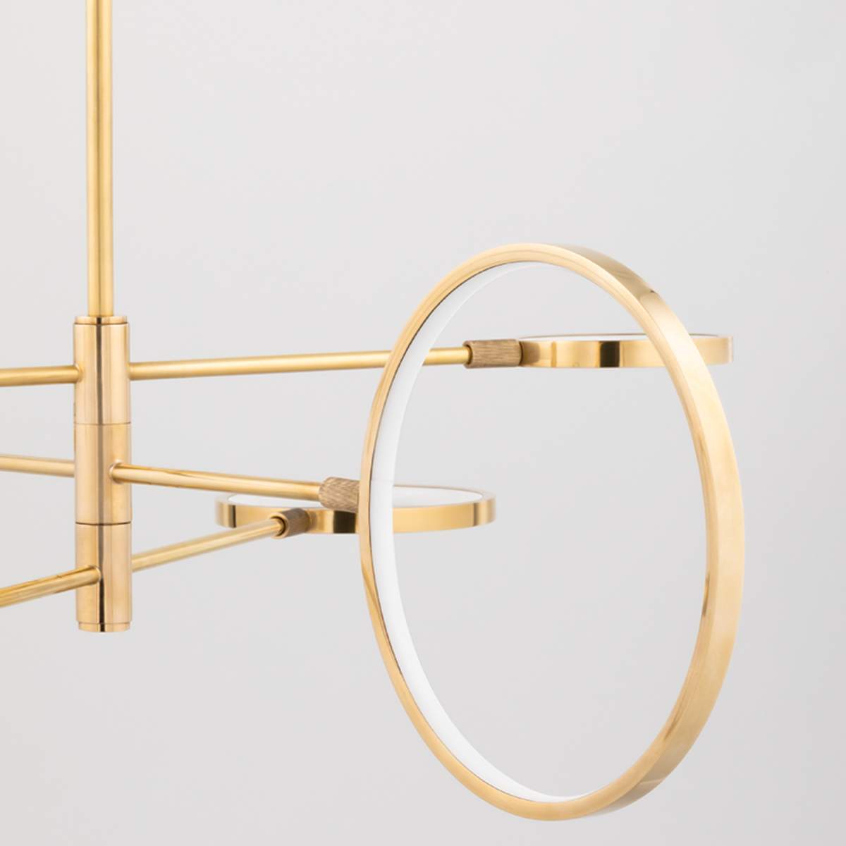 Hudson Valley Lighting Hudson - Saturn