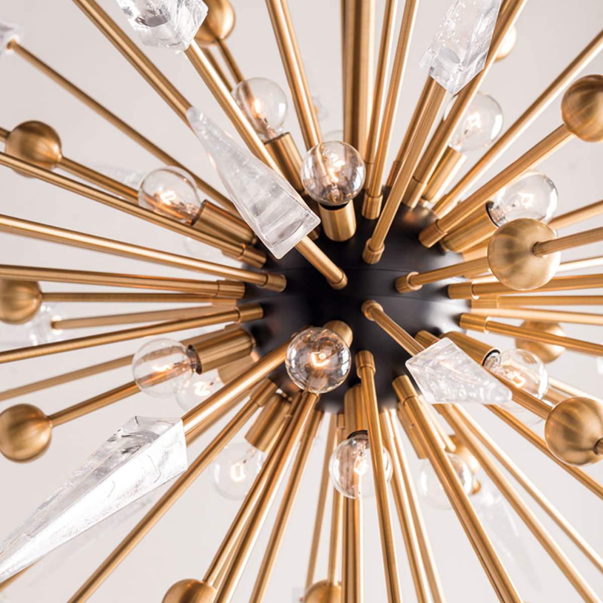 Hudson Valley Lighting Hudson 18 Light Chandelier - Sparta
