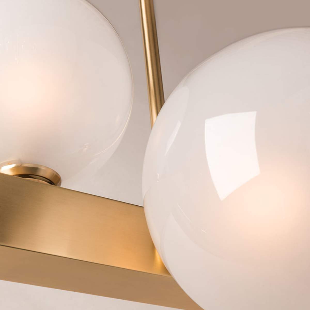 Hudson Valley Lighting Hudson 7 Light Island - Hinsdale