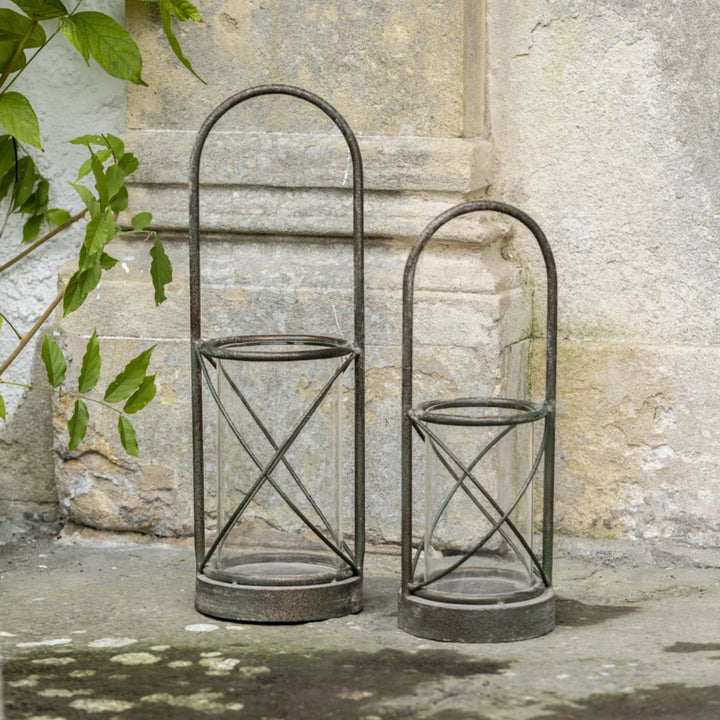 Grand Illusions Hurricane Lamp With Handle Small