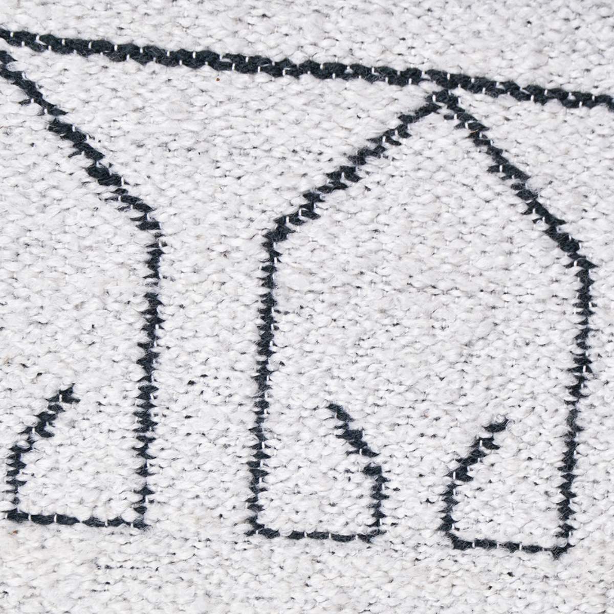 Pacific Lifestyle Indoor Outdoor White and Black Greek Key Design Rug Large