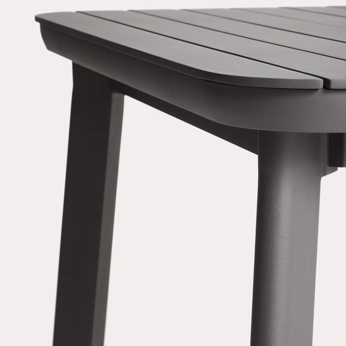 Kave Home Izola extendable outdoor table in aluminium with green finish 185 (235) x 100cm