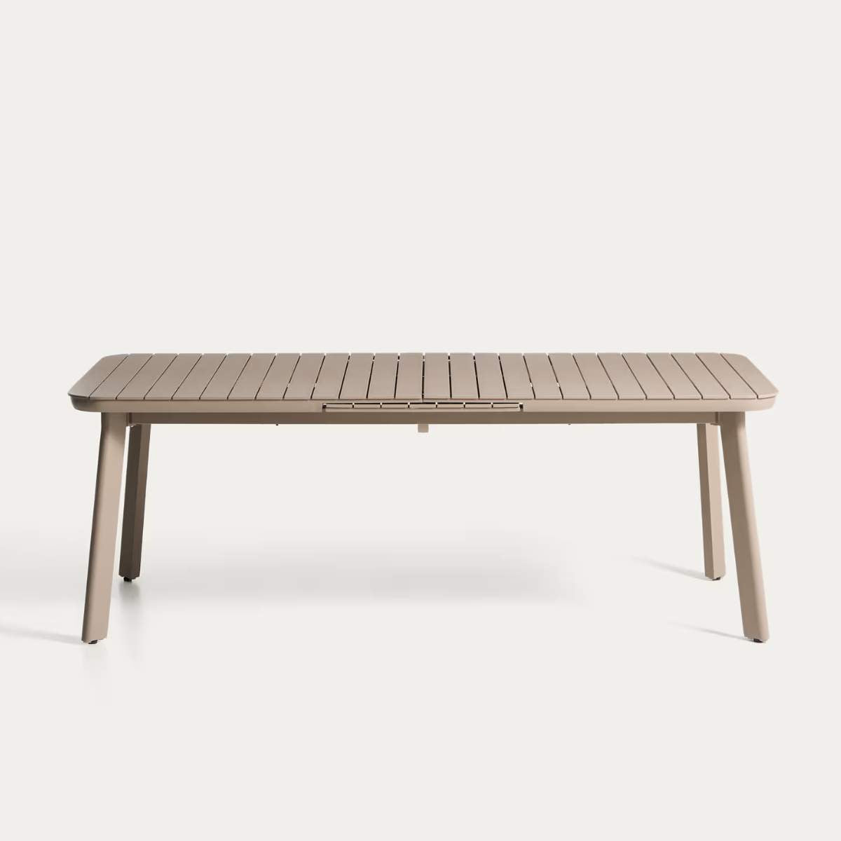 Kave Home Izola extendable outdoor table in aluminium with green finish 220 (280) x 100cm