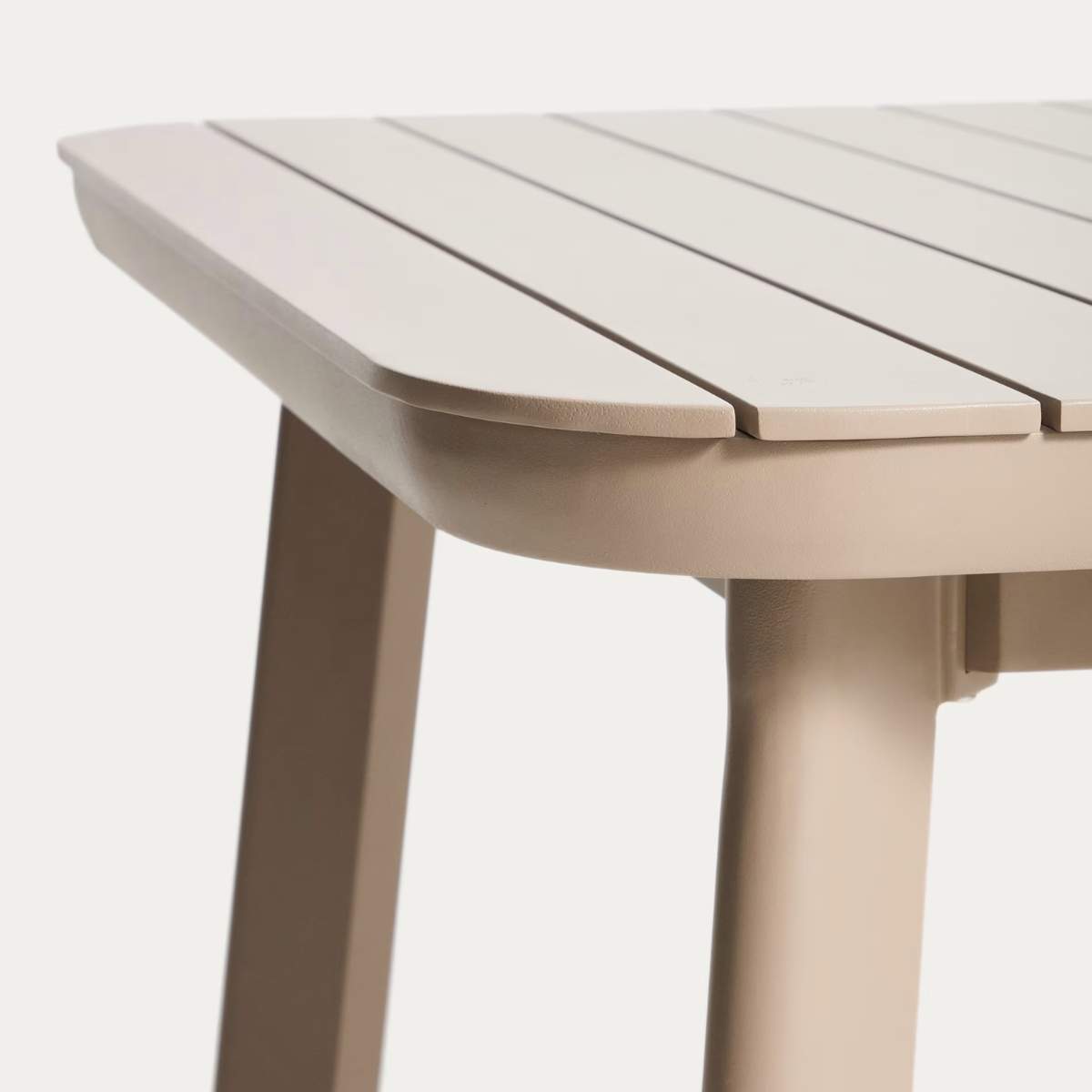 Kave Home Izola extendable outdoor table in aluminium with green finish 220 (280) x 100cm