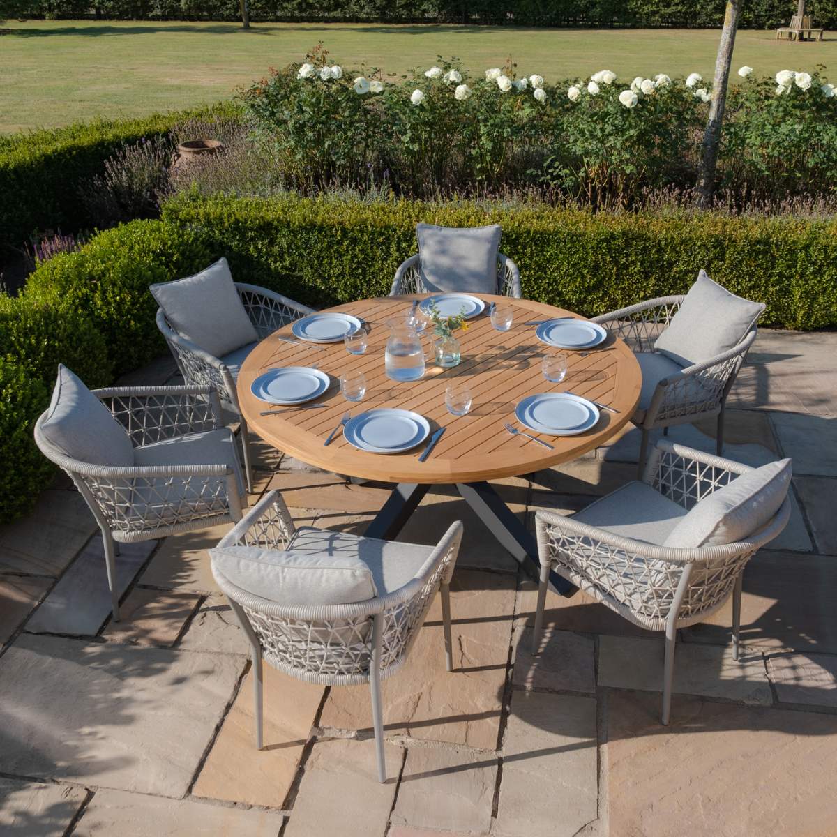 Maze - Jakarta Teak 6 Seat Round Dining Table