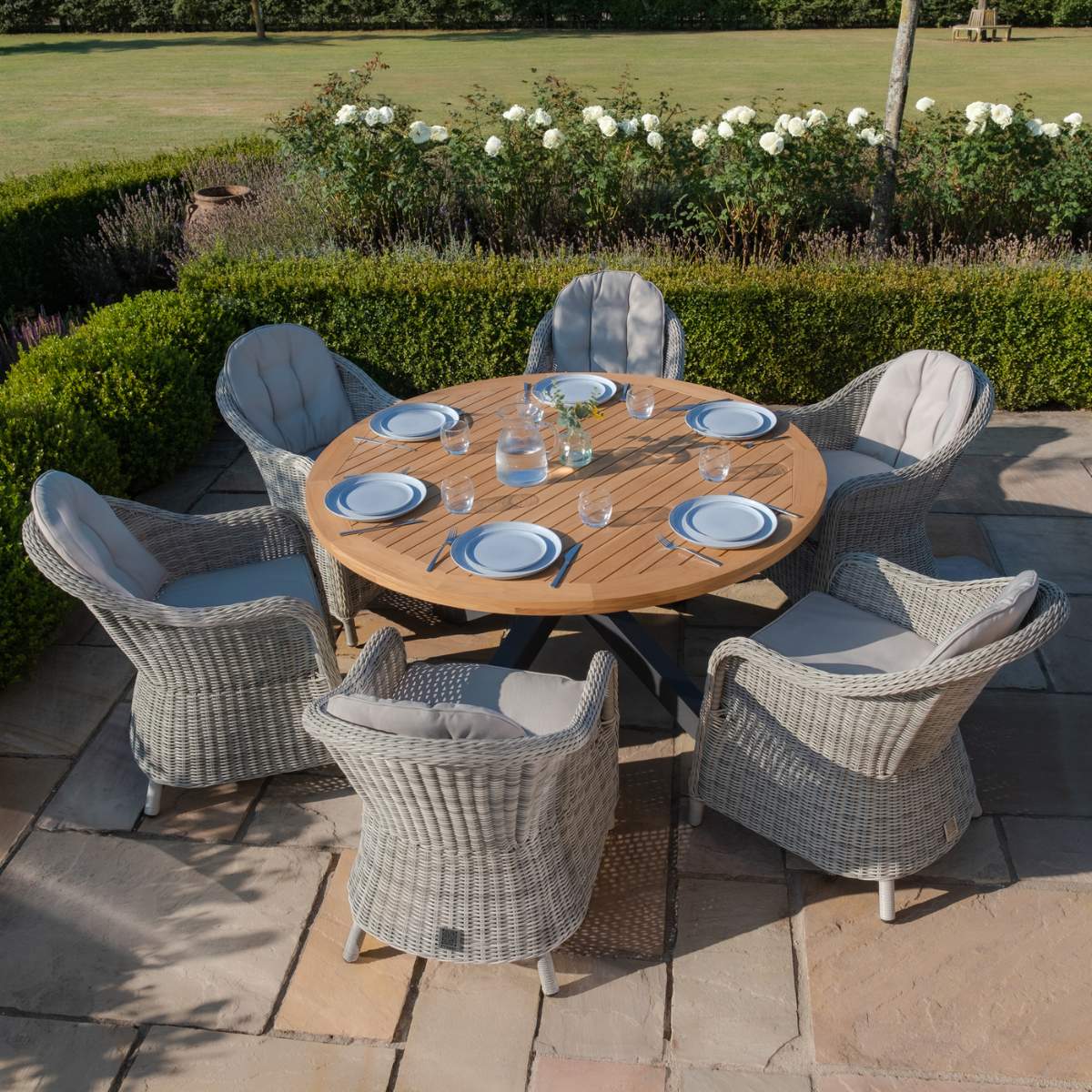 Maze - Jakarta Teak 6 Seat Round Dining Table