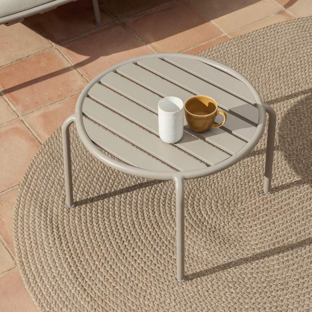 Kave Home Joncols outdoor side table in aluminium with taupe painted finish Ø 60cm