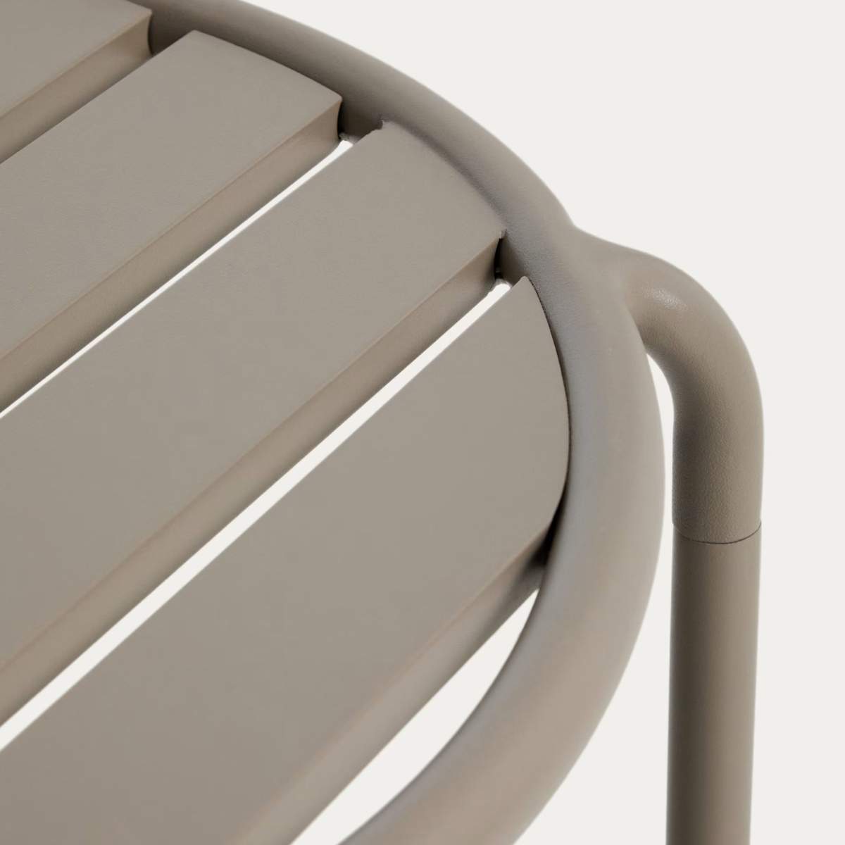 Kave Home Joncols outdoor side table in aluminium with taupe painted finish Ø 60cm