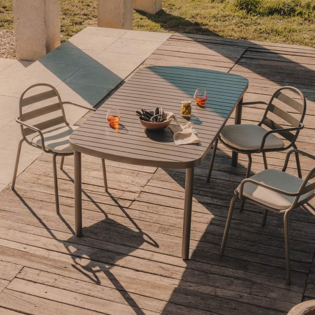 Kave Home Joncols outdoor table in aluminium with taupe painted finish 180 x 90cm