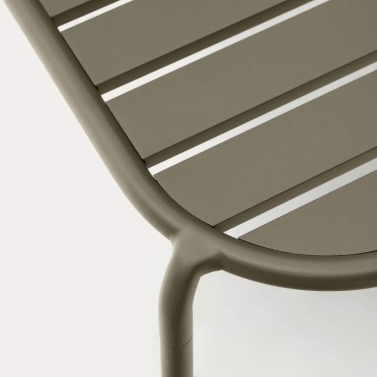 Kave Home Joncols outdoor coffee table in aluminium with taupe painted finish Ø 113 x 65cm