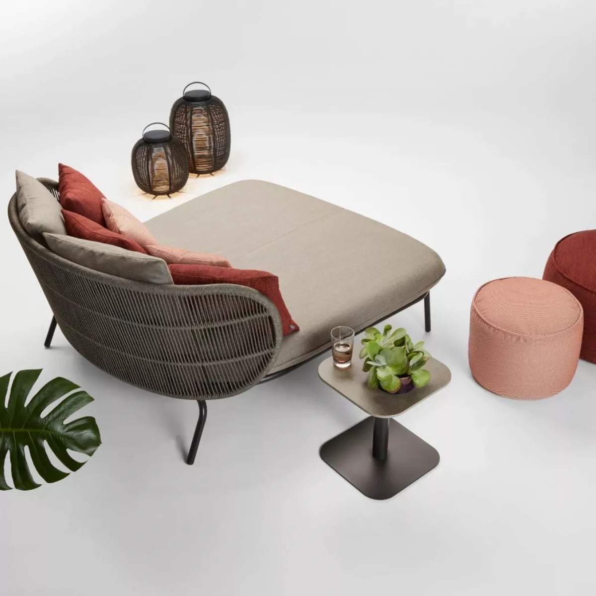 Vincent Shepherd Kodo Daybed Carbon Beige Cushion Combination