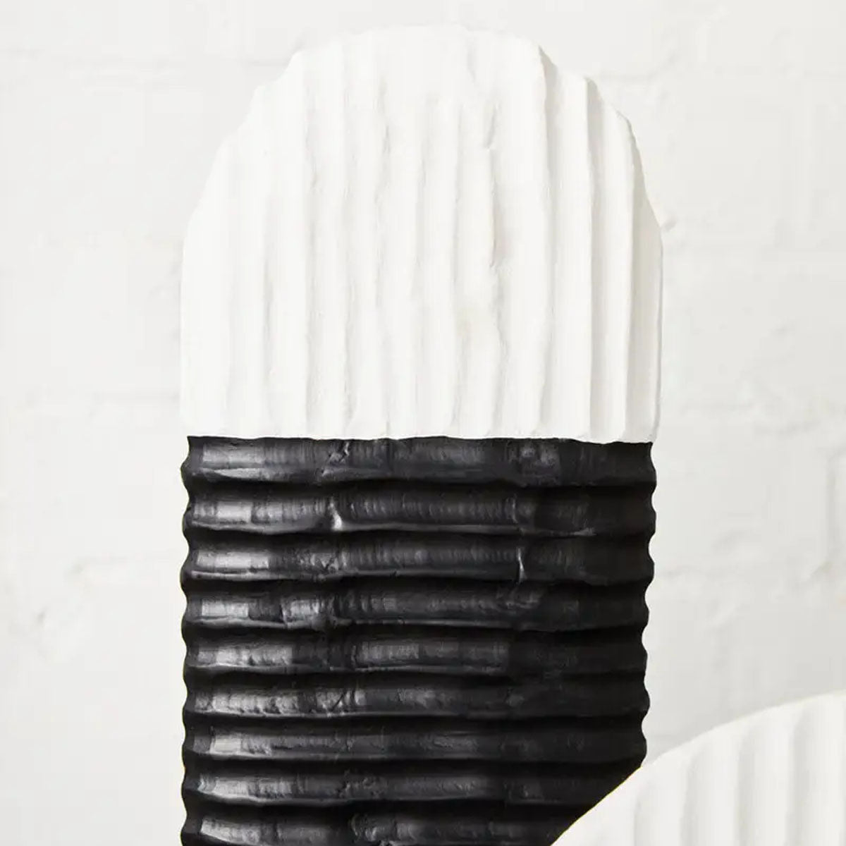 Beaumonde Home Fidel Black and White Mango Wood Oblong Sculpture