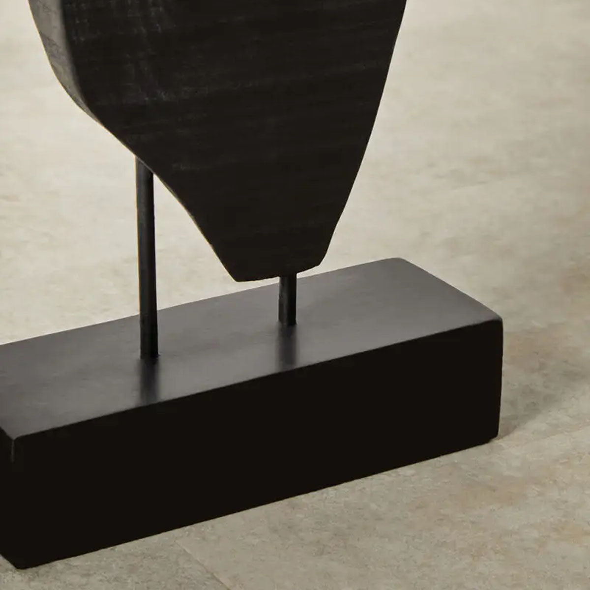Beaumonde Home Fidel Rustic Black Vertical Mango Wood Slice Sculpture