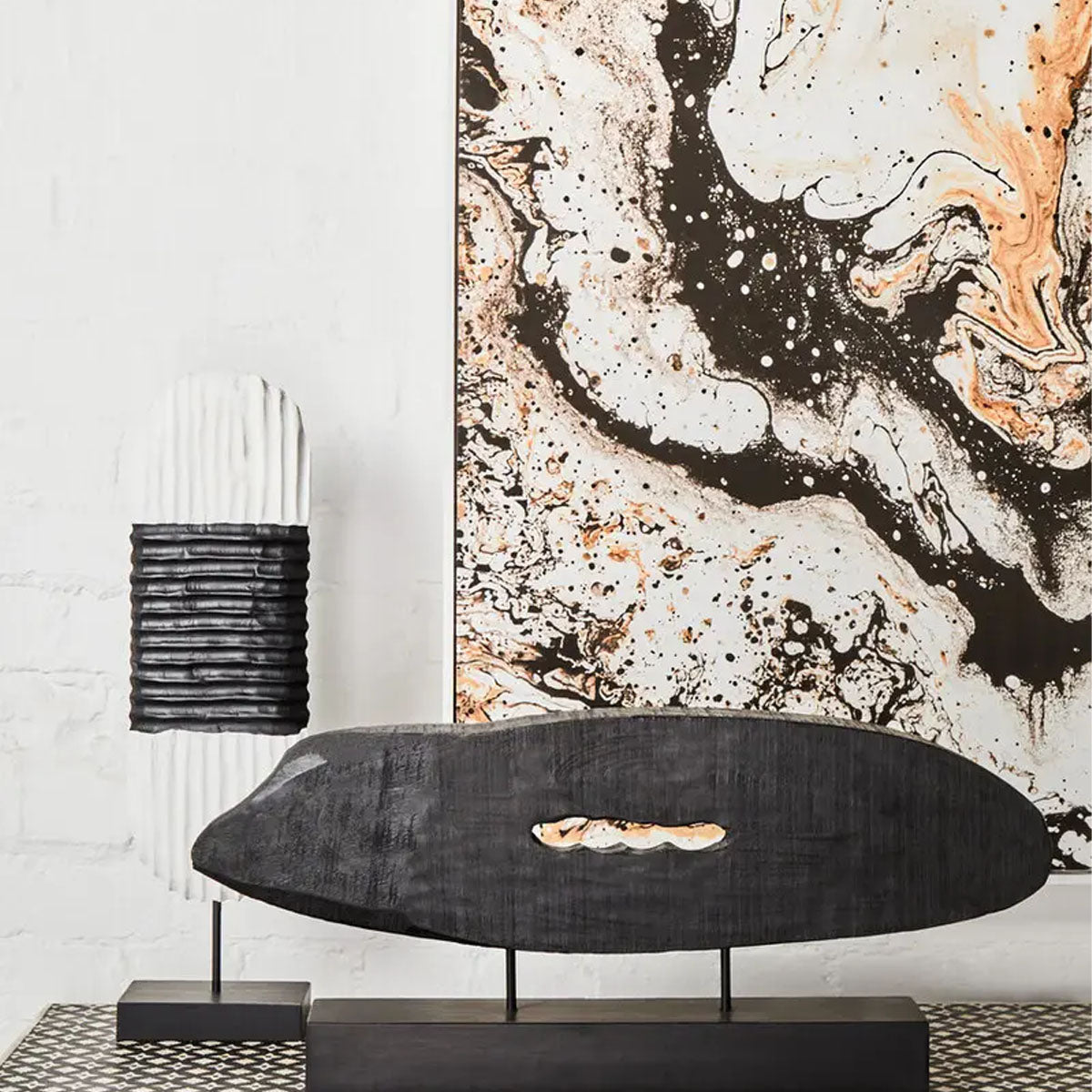 Beaumonde Home Fidel Black and White Mango Wood Oblong Sculpture