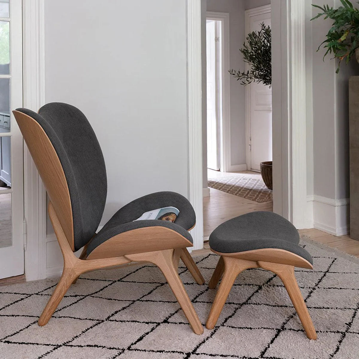 Umage A Conversation Piece Lounge Chair Tall