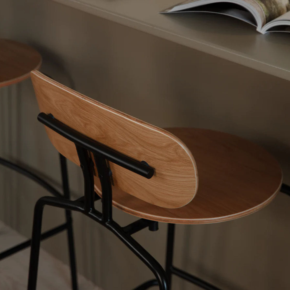 Umage Curious Barstool