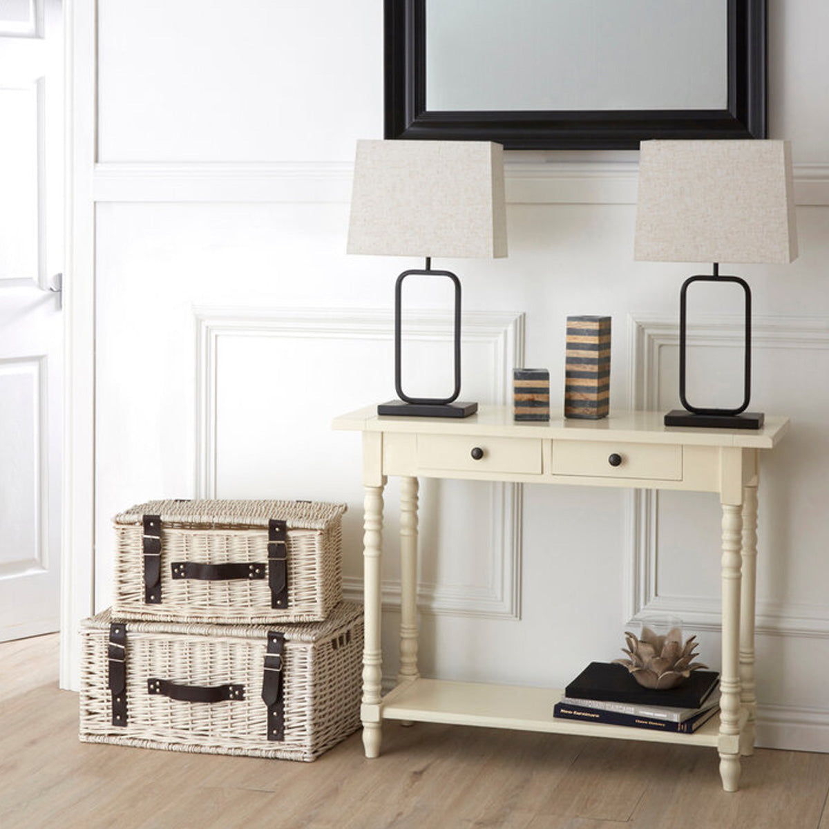 Beaumonde Home Heritage 2 Drawers White Console Table