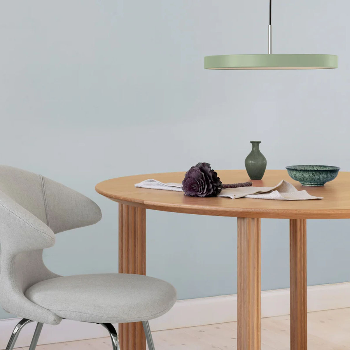 Umage Comfort Circle Table