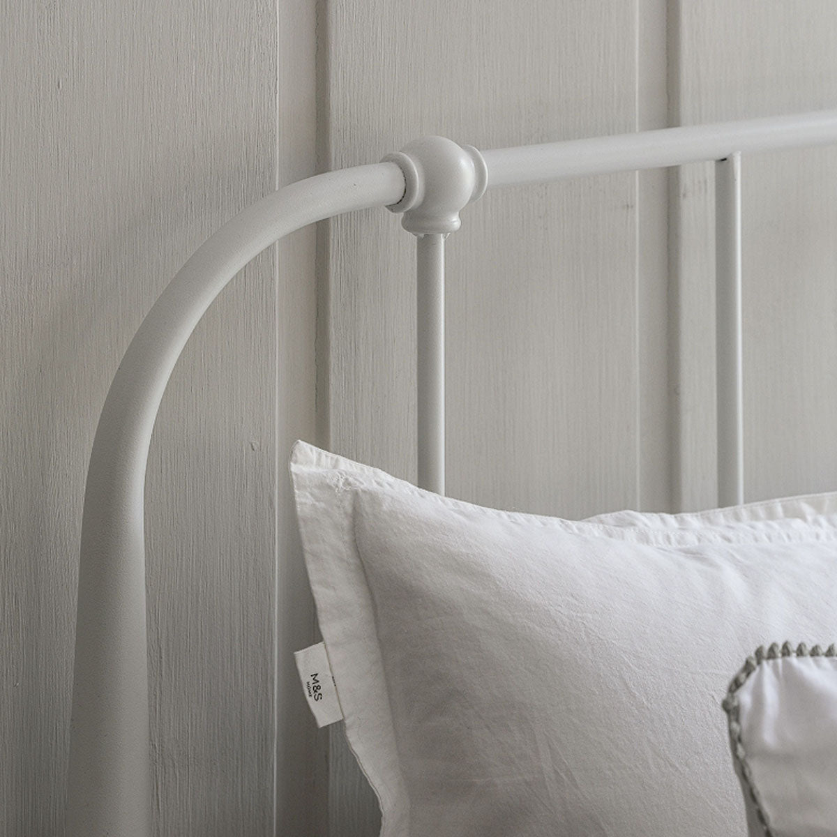 Gallery Direct Loughton Bedstead