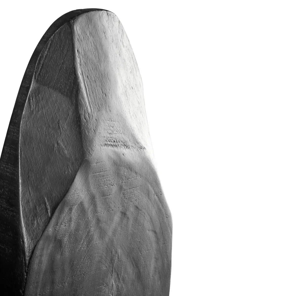 Beaumonde Home Fidel Rustic Black Vertical Mango Wood Slice Sculpture