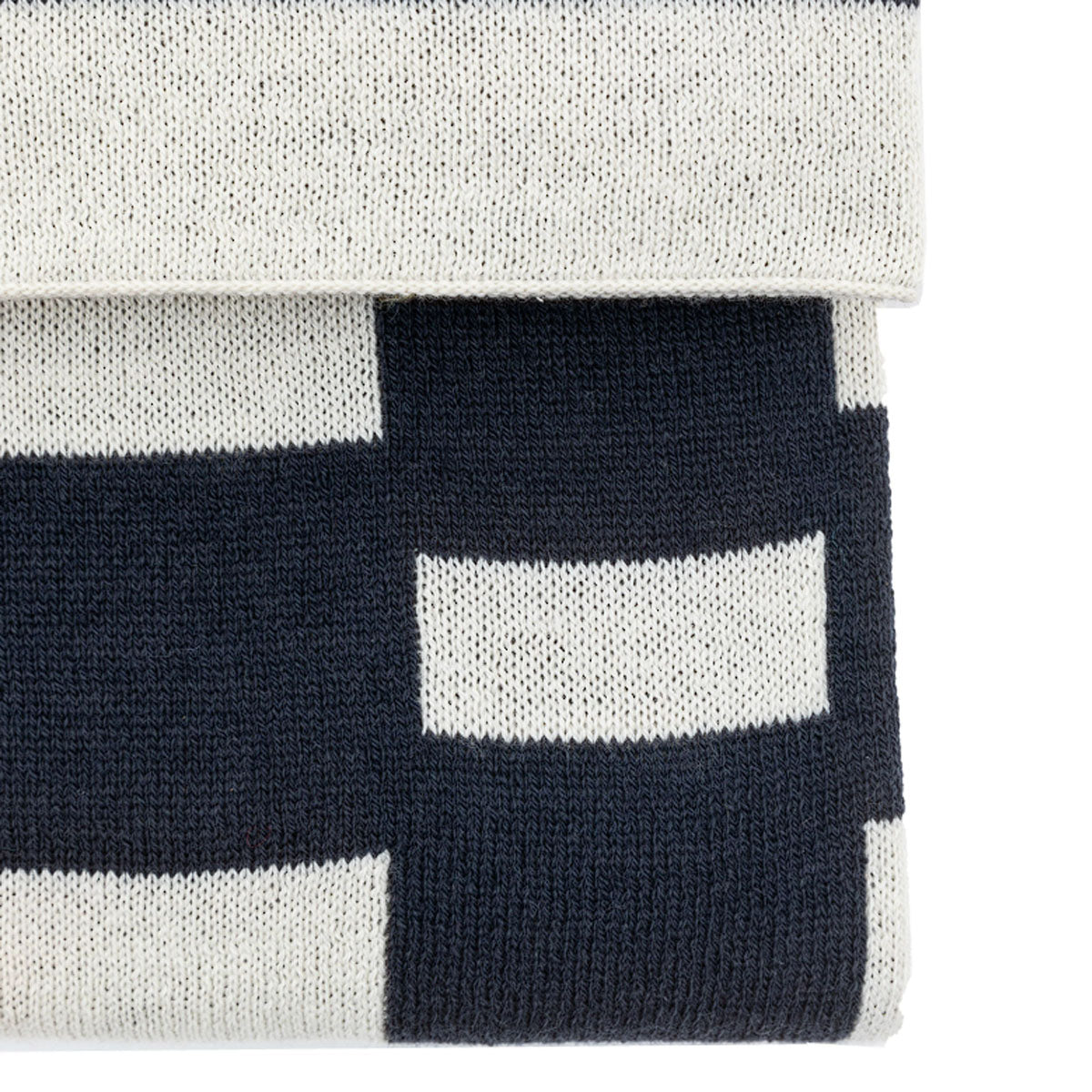 Gallery Direct Lohko Knitted Throw