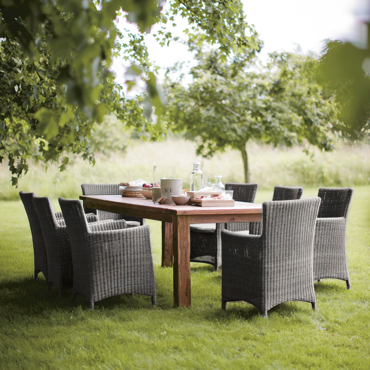 Garden Trading St Mawes Dining Table 8 Seater