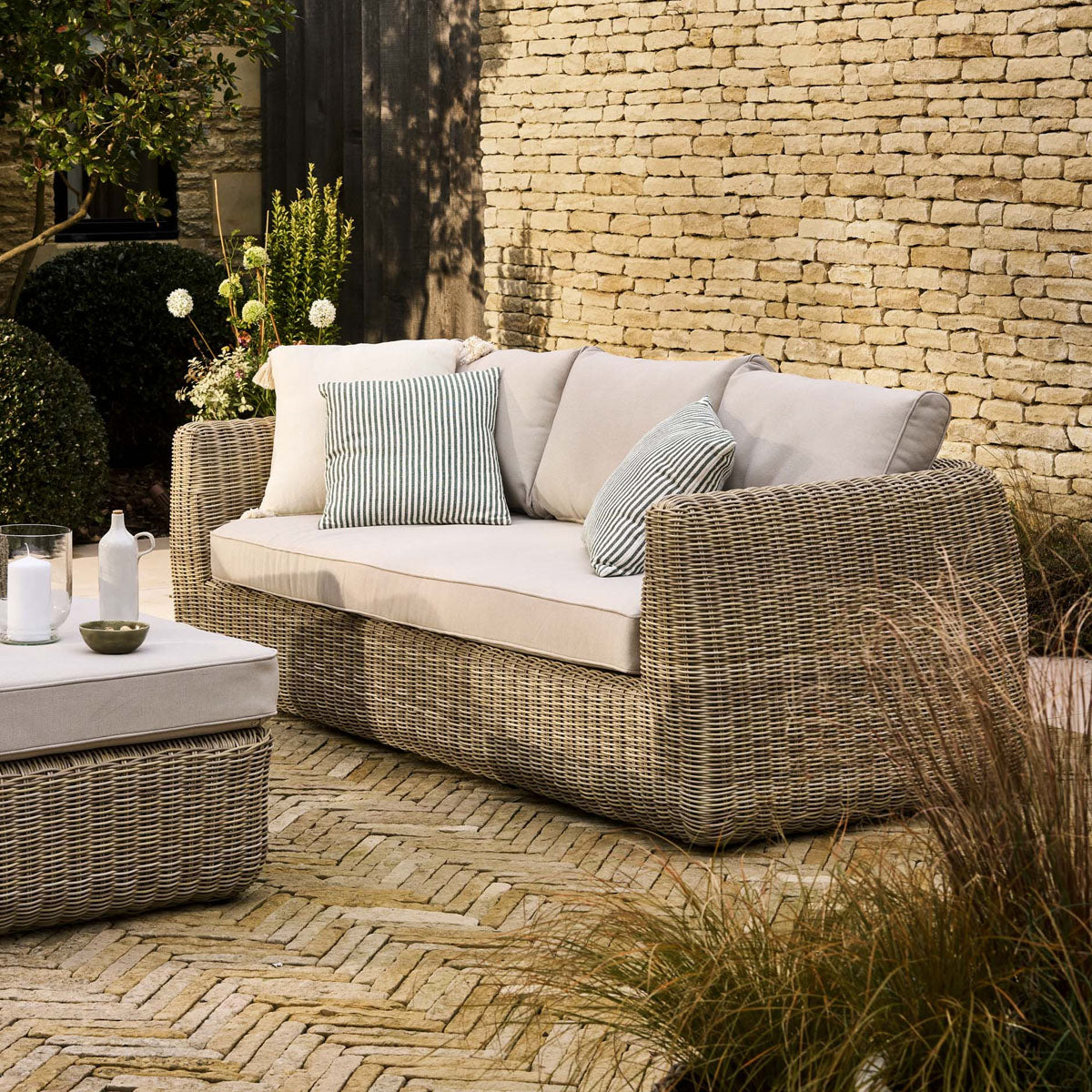 Garden Trading Skala 3 Seater Sofa Set Light Rattan