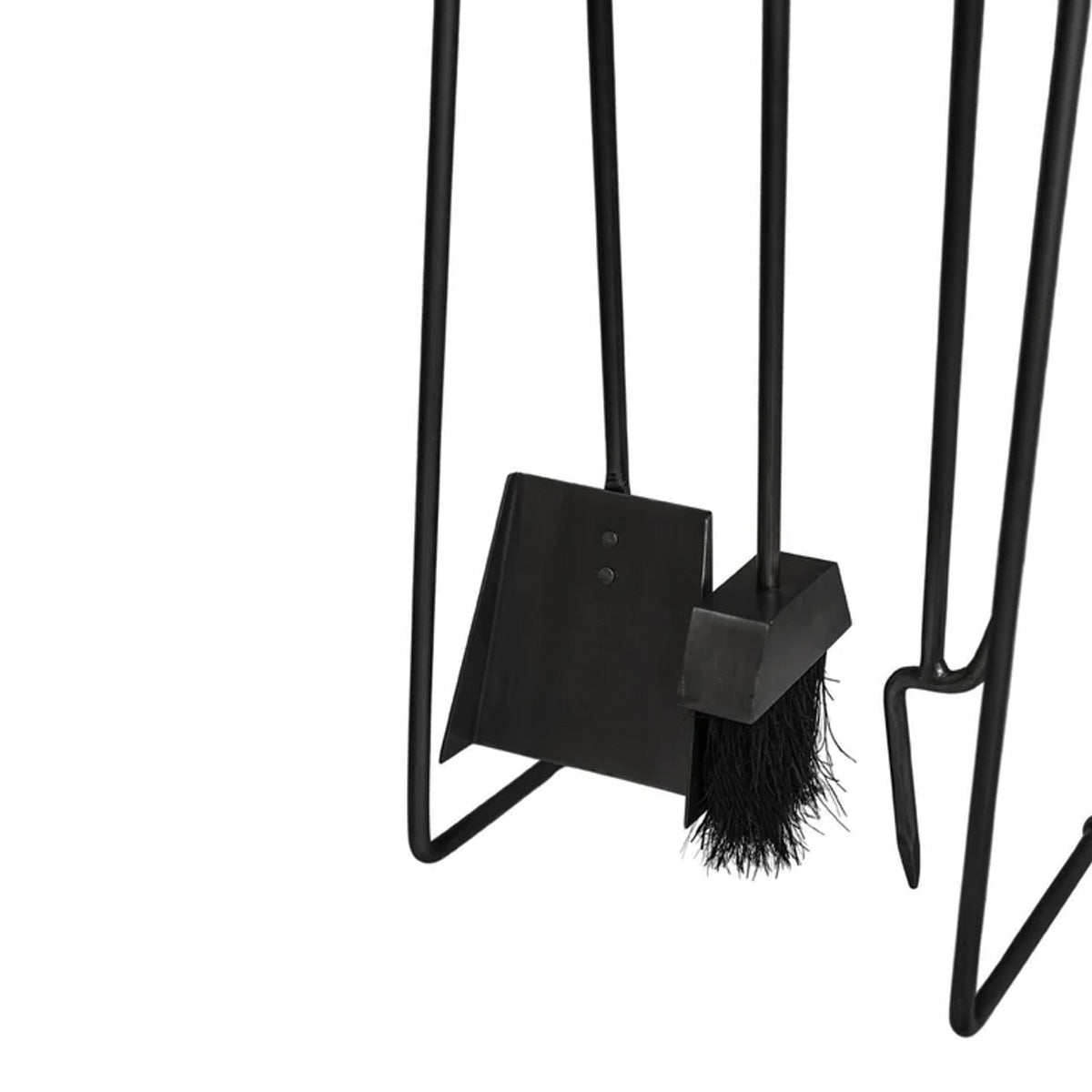 Ivyline Black Linear Companion Set