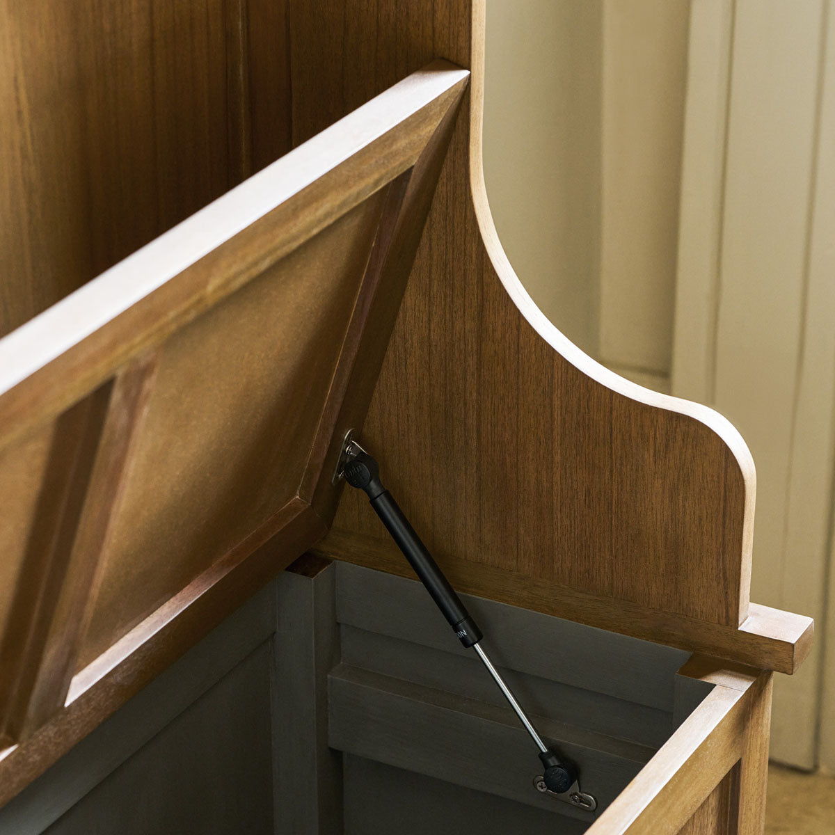 Garden Trading Walcote Hallway Storage Bench Natural