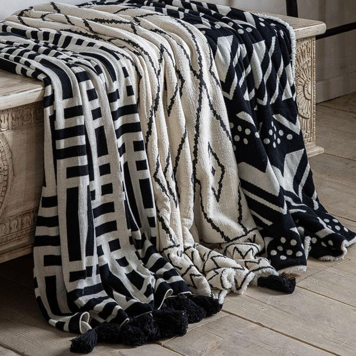 Gallery Direct Meton Knitted Tassel Throw