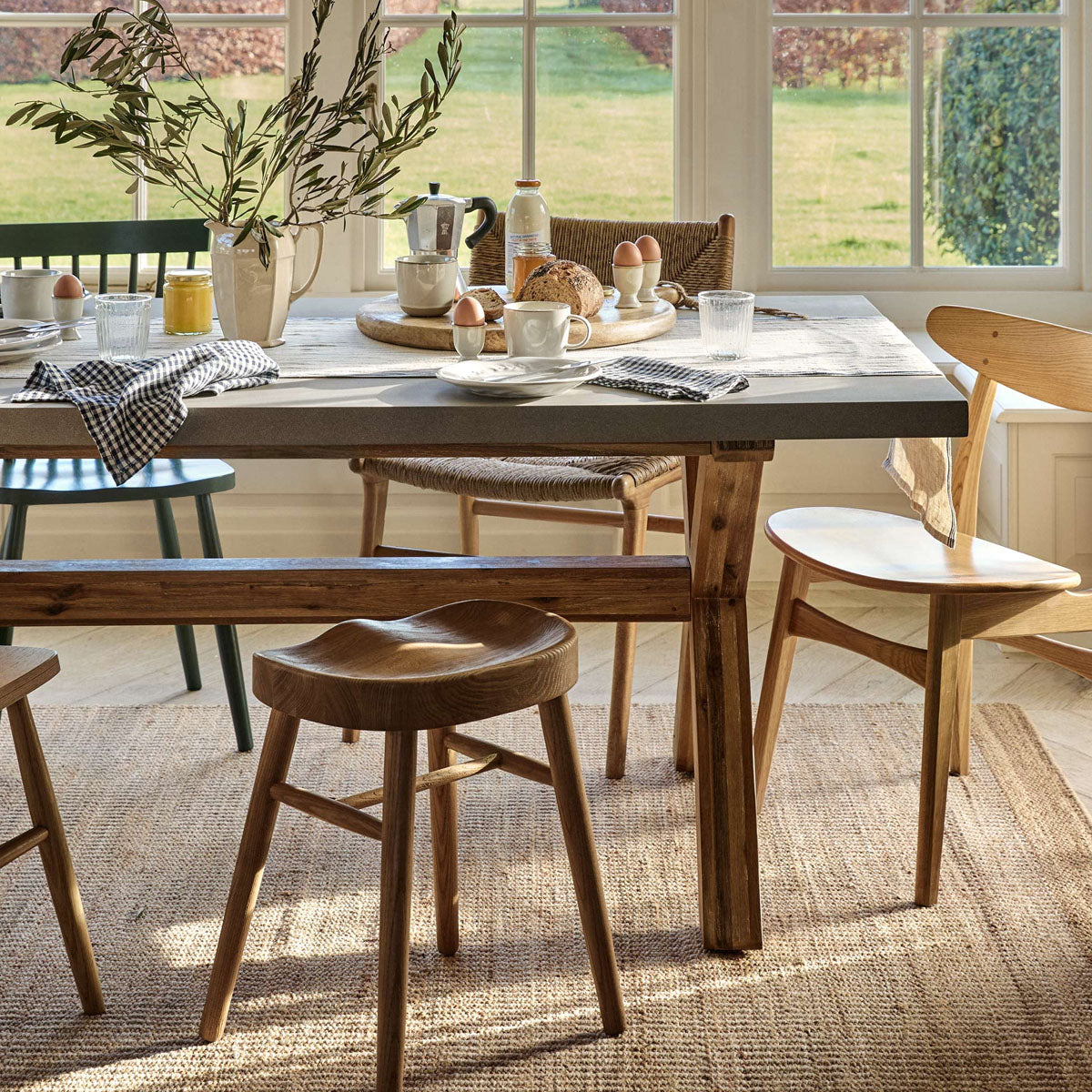 Garden Trading Burford Table Small Natural