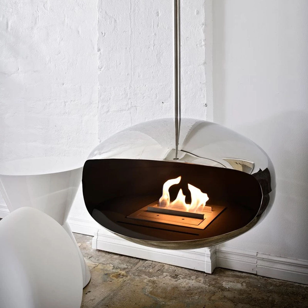 Cocoon Fires Aeris - Polished Steel with a Steel Pole