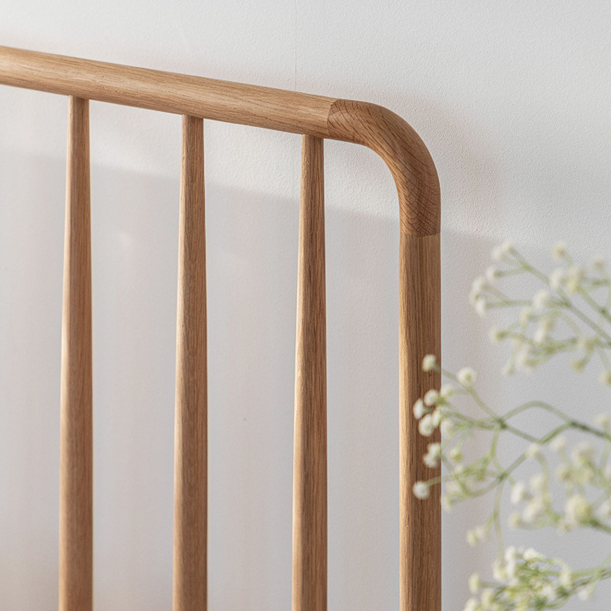 Gallery Direct Wycombe Spindle Bed