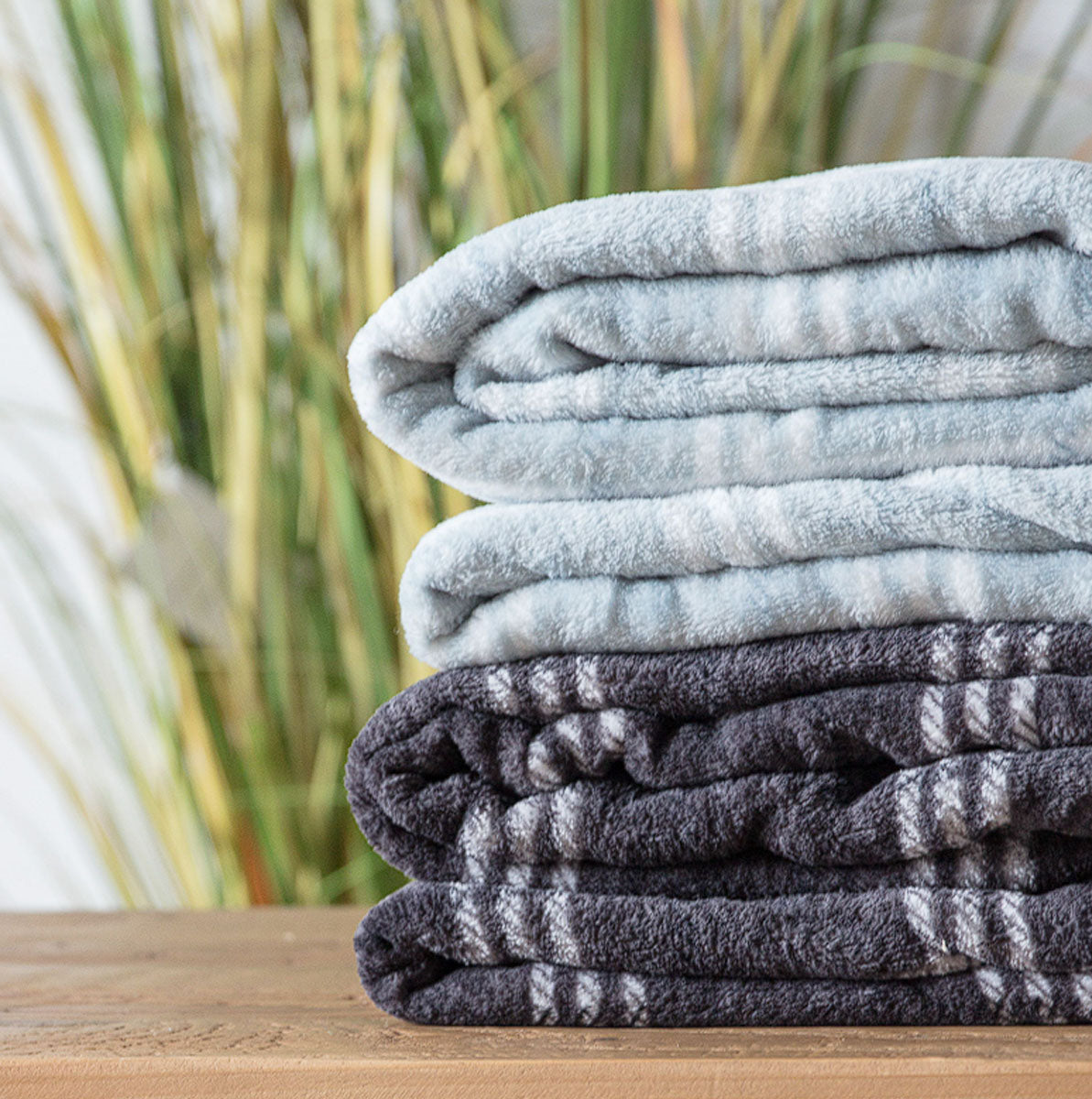 Gallery Direct Checkmate Rolled Fleece