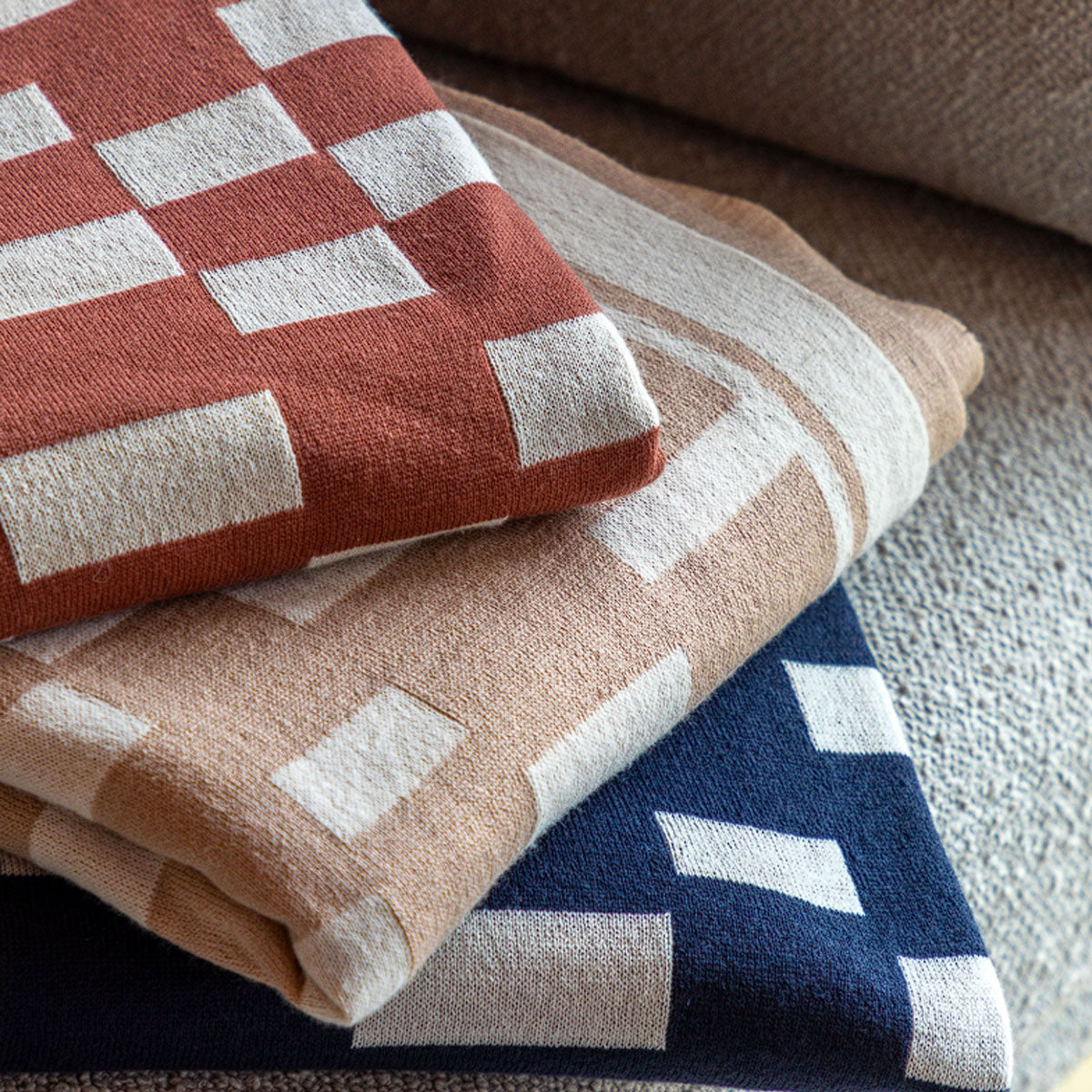 Gallery Direct Lohko Knitted Throw