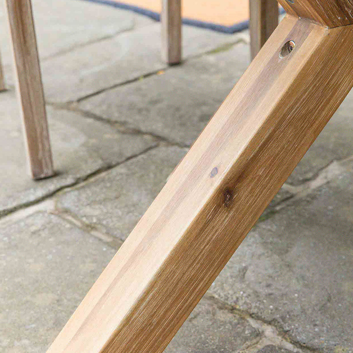 Garden Trading Burford Round Dining Table 120 cm Grey