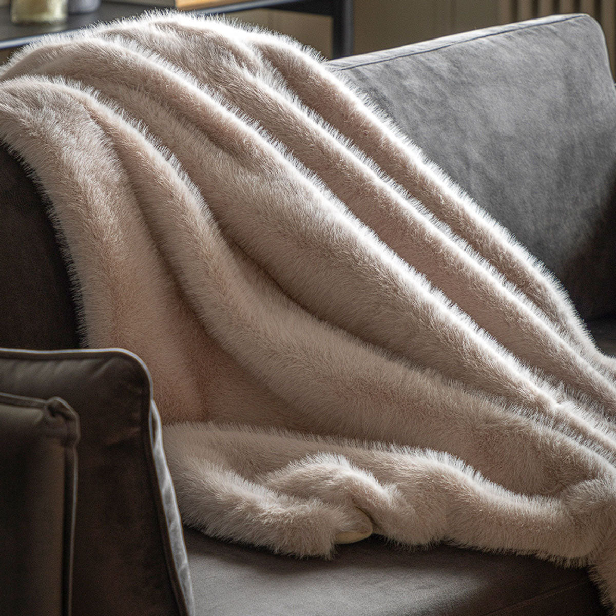 Gallery Direct Maple Faux Fur Throw