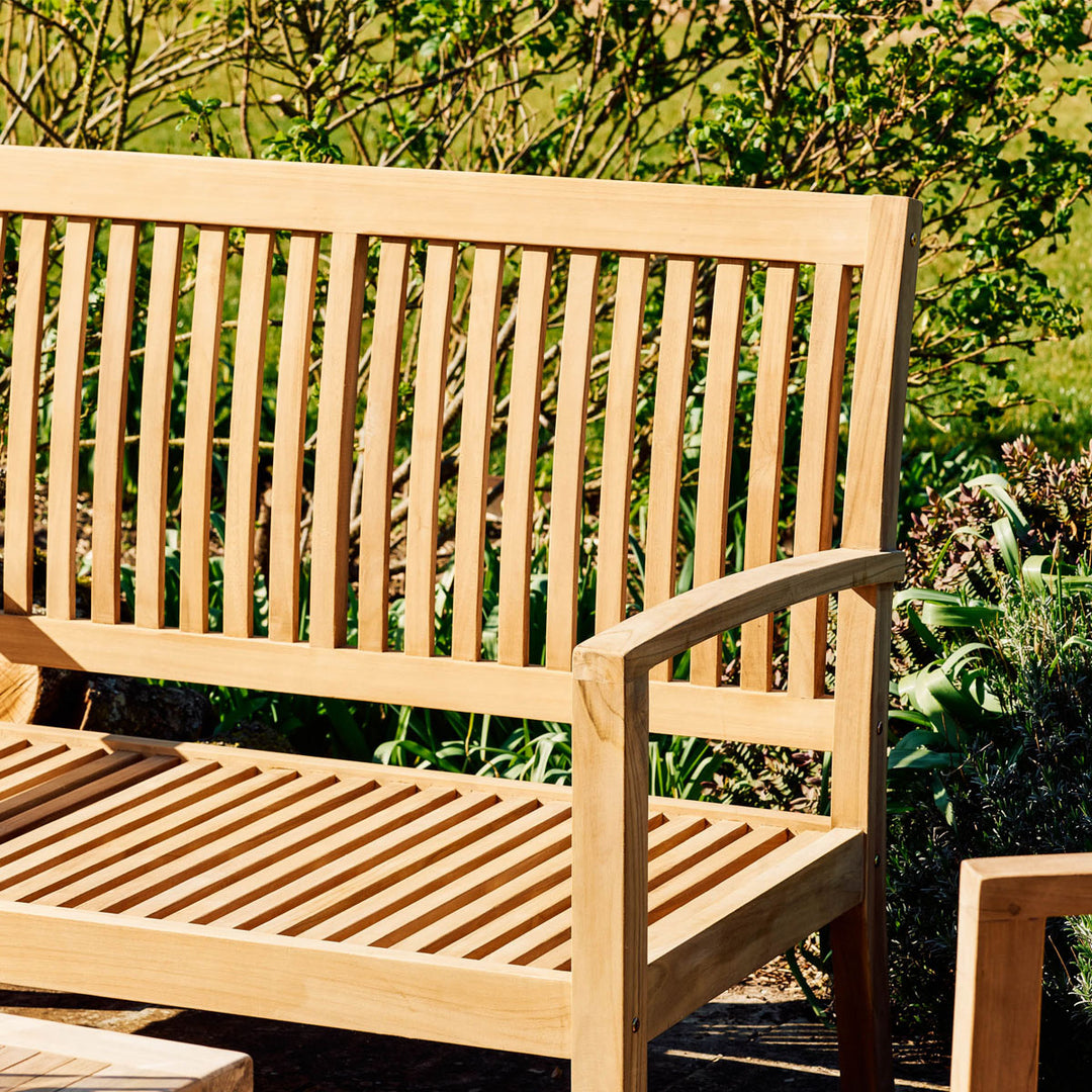 Garden Trading Comfort Teak 4 Seater & Coffee Table Set