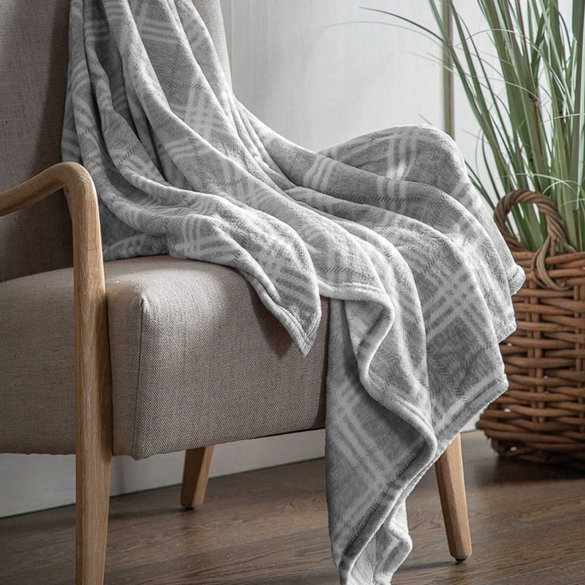 Gallery Direct Checkmate Rolled Fleece