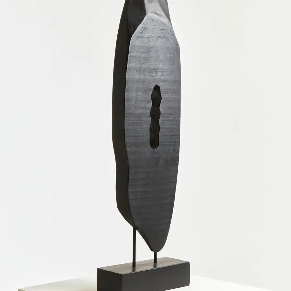 Beaumonde Home Fidel Rustic Black Vertical Mango Wood Slice Sculpture